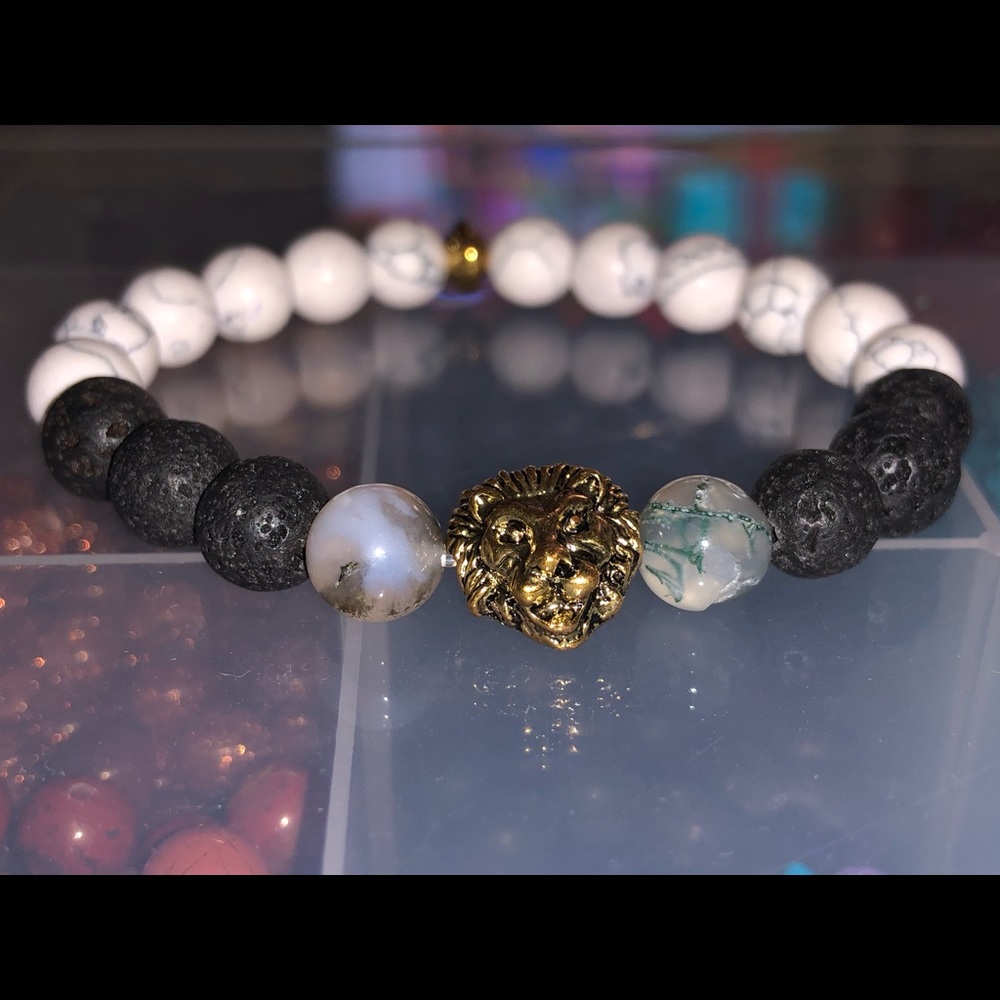 Pulseras hechas a mano con piedras naturales - Picture 10 of 16